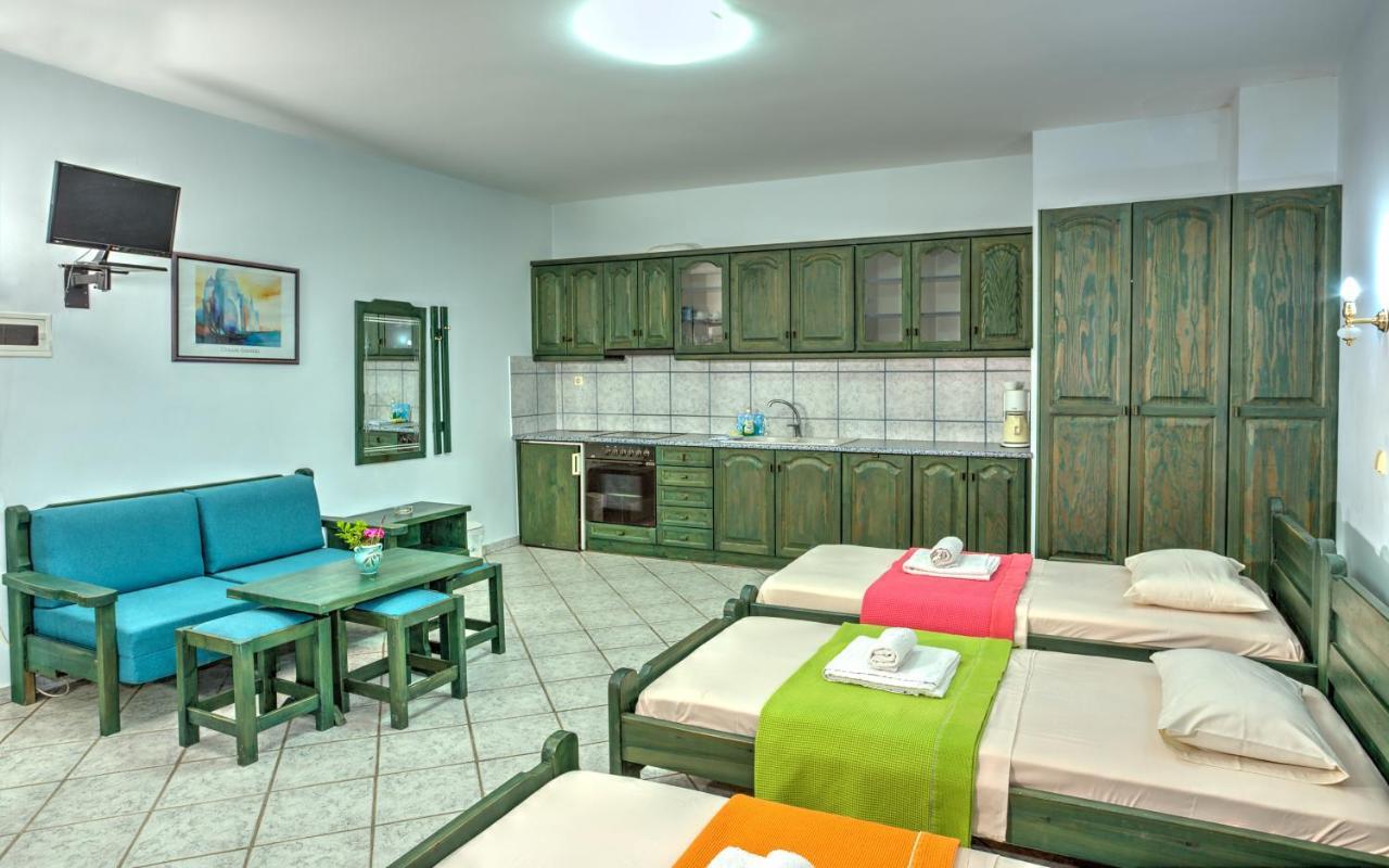 Hotel Zeus Caristo Exterior foto